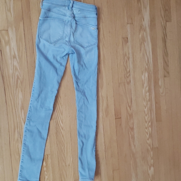 Jean's - Picture 2 of 2